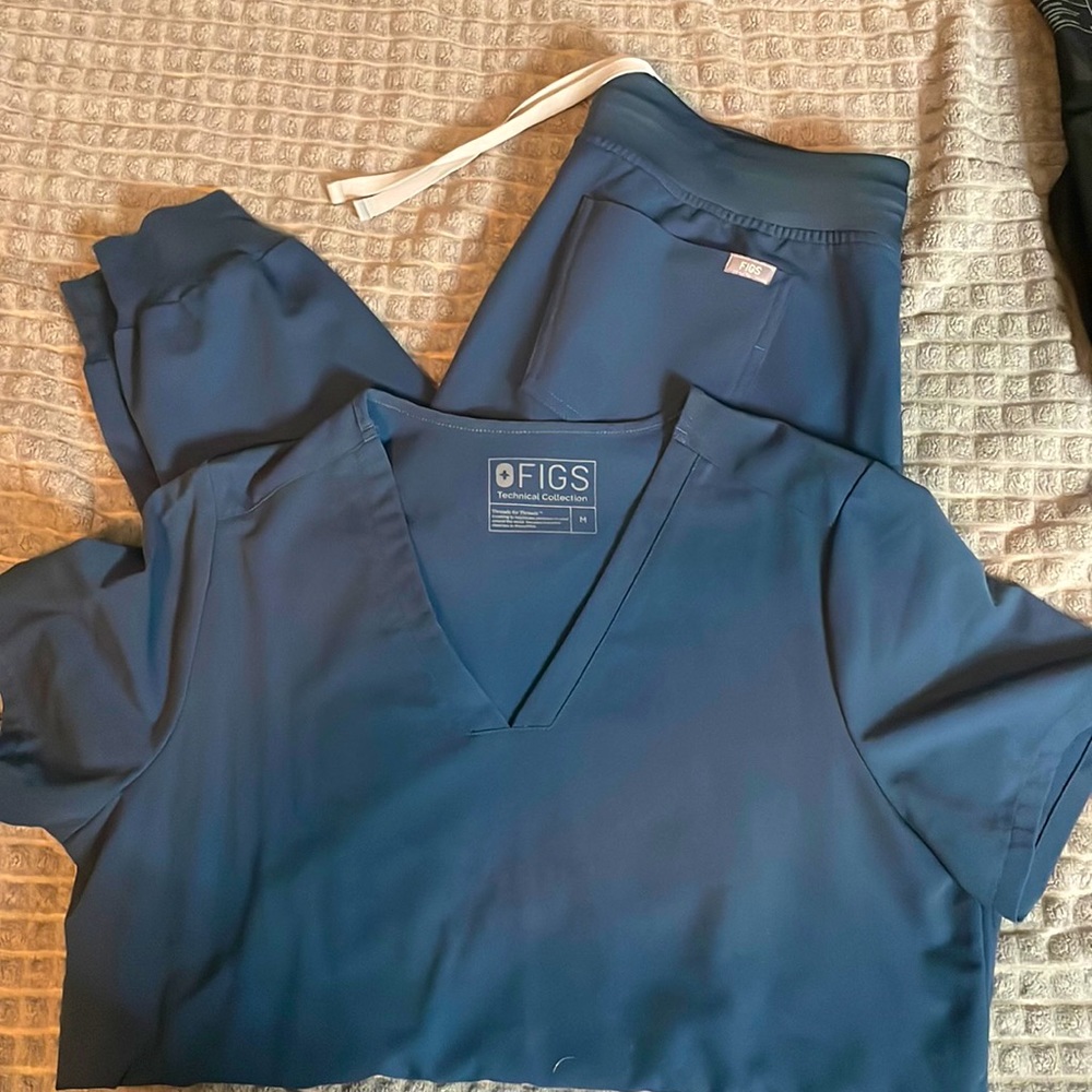 Dark Harbor Jogger Scrub Pants and Scrub Top